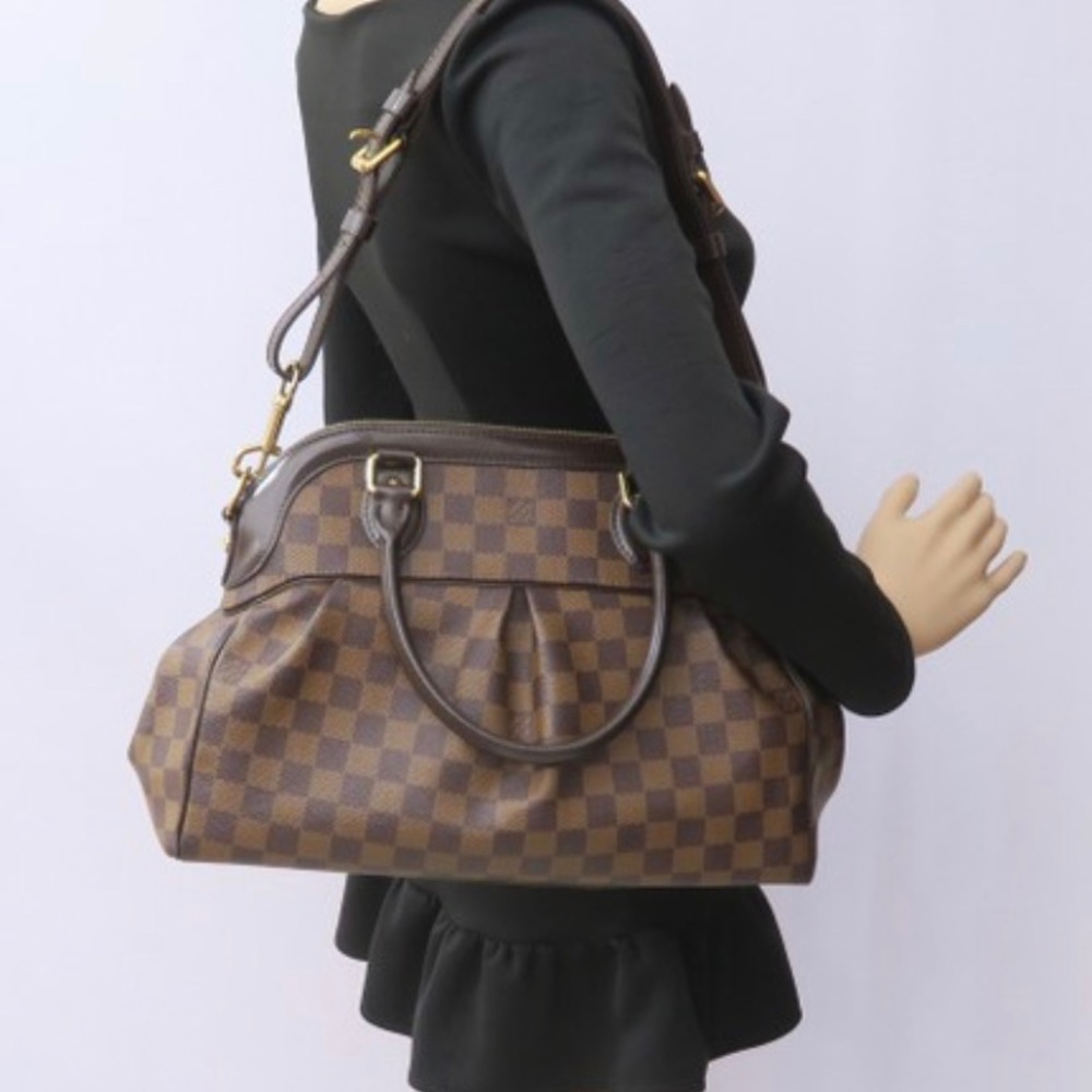 Louis Vuitton Trevi
